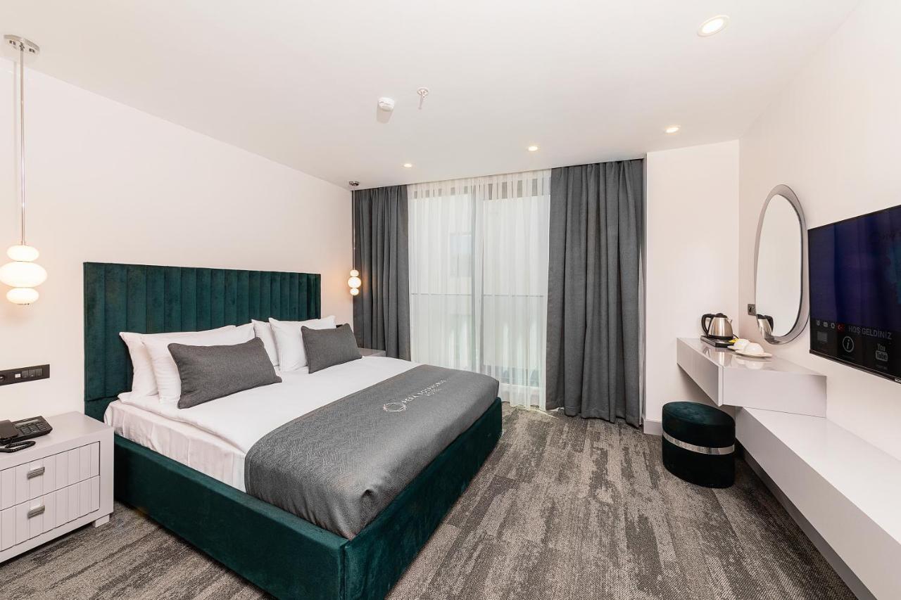 Pera Bosphorus Hotel Istanbul Bagian luar foto